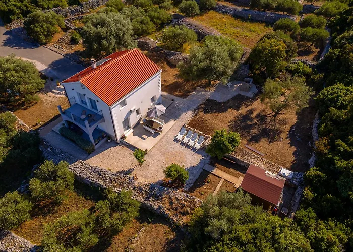 Berta Dom wakacyjny Račišće