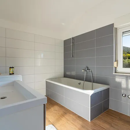 Berta Holiday home *
